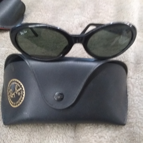 COPY - Ray bans 2 pairs women's oval style black/… - Picture 9 of 13